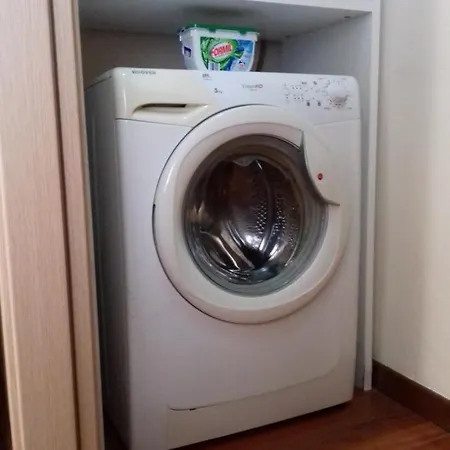 Apartamento Zara Cosy & Cheap Apt - Easy Parking Milán