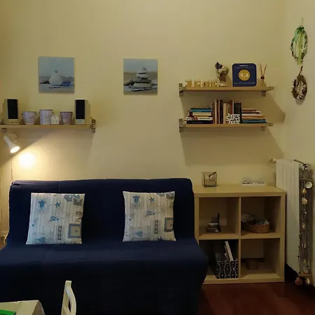 Zara Cosy & Cheap Apt - Easy Parking * Milán