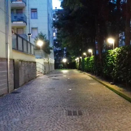Zara Cosy & Cheap Apt - Easy Parking Apartamento *
